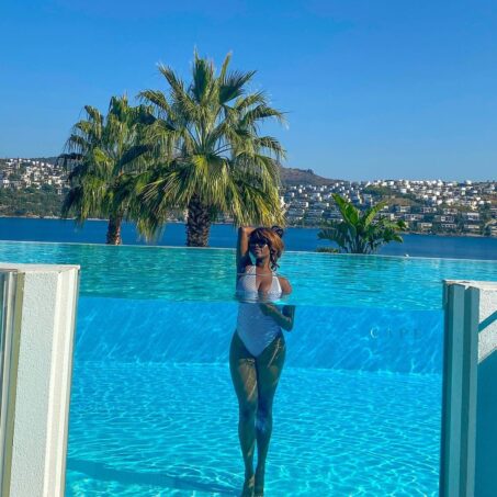 Acrylic Pool Wall - Cape Bodrum Hotel - References - 7