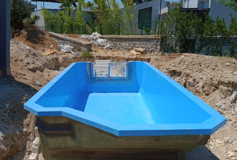 Read More About The Article Izmir Urla Custom Pool