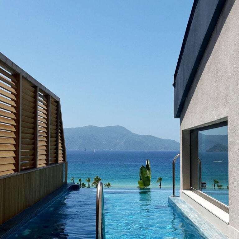Xo Cape Arnna Penthouse Swimming Pool