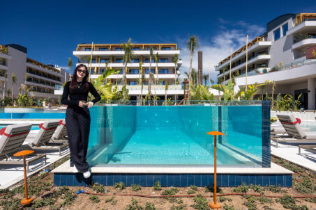 Xo Cape Arnna Acrylic Swimming Pool Walls - References - 6